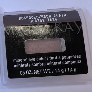 New Mary Kay Mineral Eye Shadow - Rosegold
